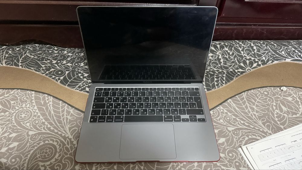 Macbook M1 2019
