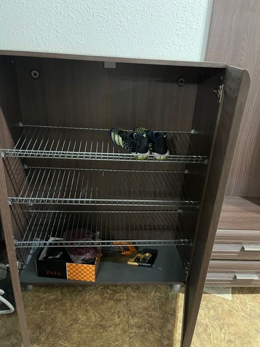 Продам мебель для прихожей комнаты