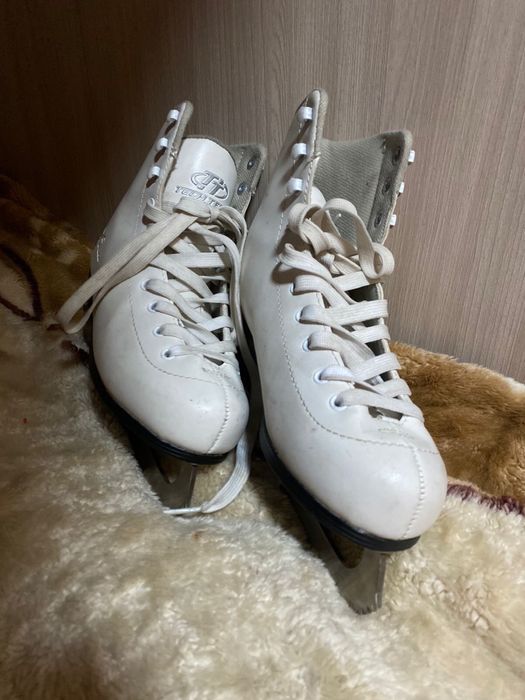 Коньки 37 размер