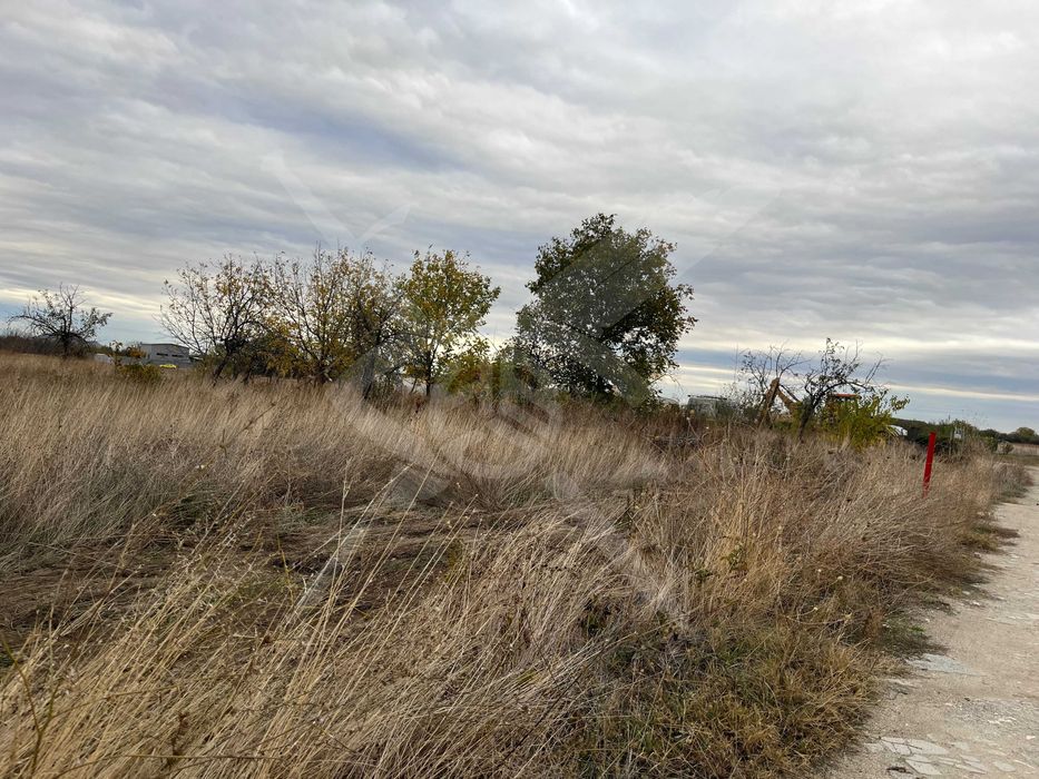 Продава се Парцел в Пловдив, Коматево - 1650 кв.м за 150 €/кв.м - Снимка #1