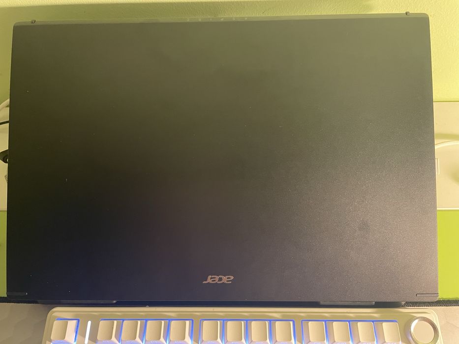 Laptop gaming acer aspire 7