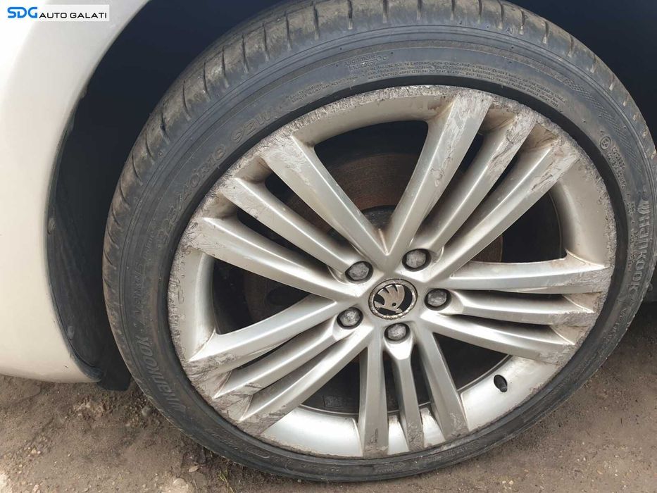 Set 4 Jante Roti Aliaj TRINITY 225 40 18 R18 5x112 Skoda Octavia 3 2013 - 2017 [C5374]