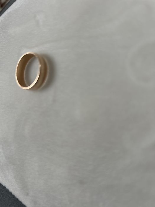 Обручальное кольцо