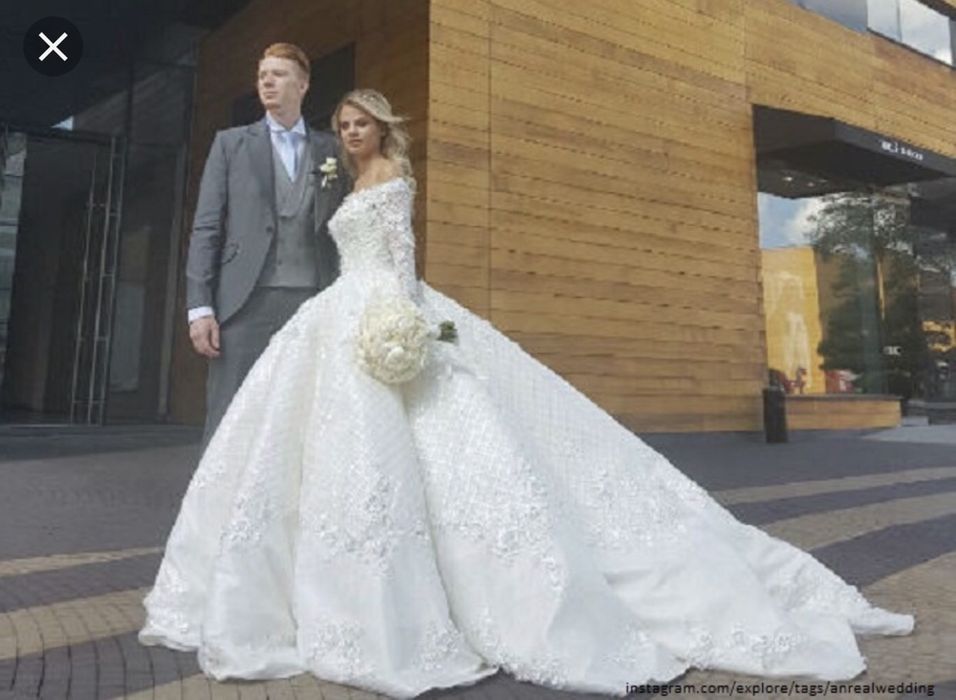 Шикарное свадебное платье !!!