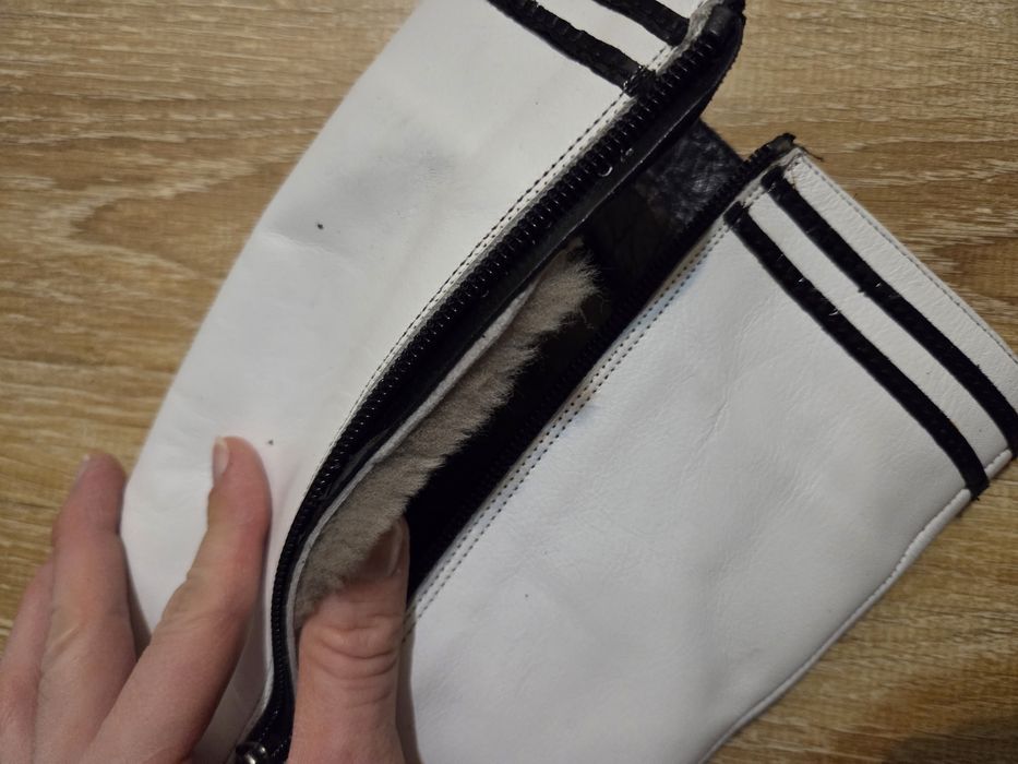 Женские сапоги белые