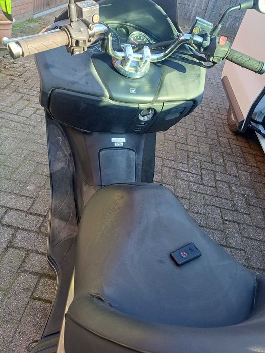 Scuter honda 250 cc