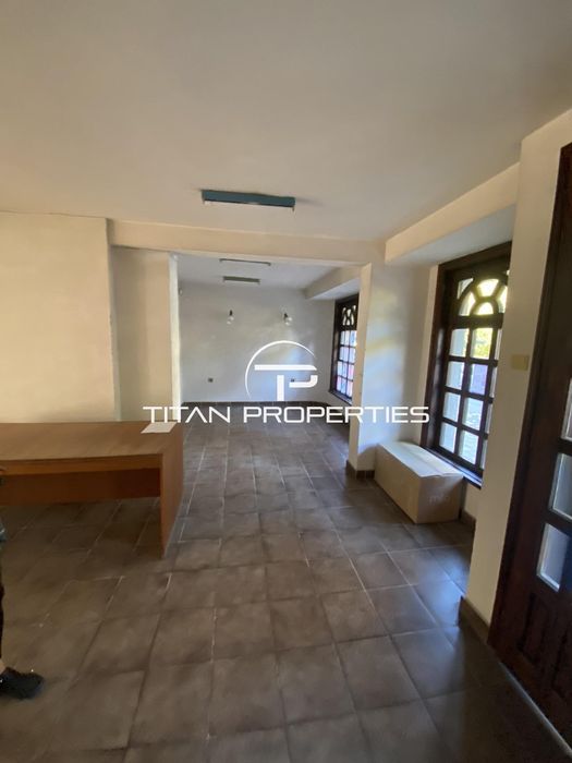 Дава се под наем Офис в Бургас, Възраждане - 56 кв.м за 280.5 € - Снимка #2