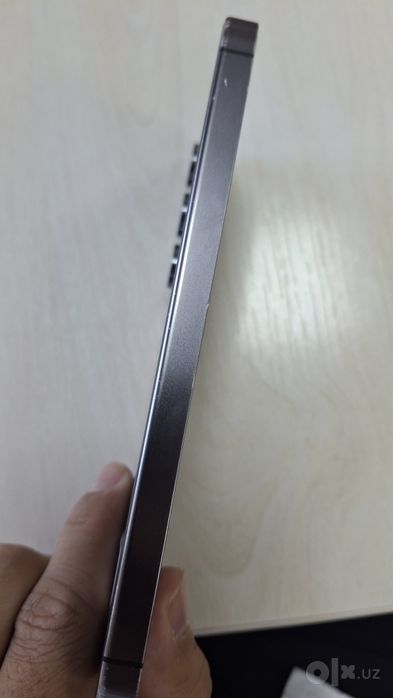 Samsung s24 8/128