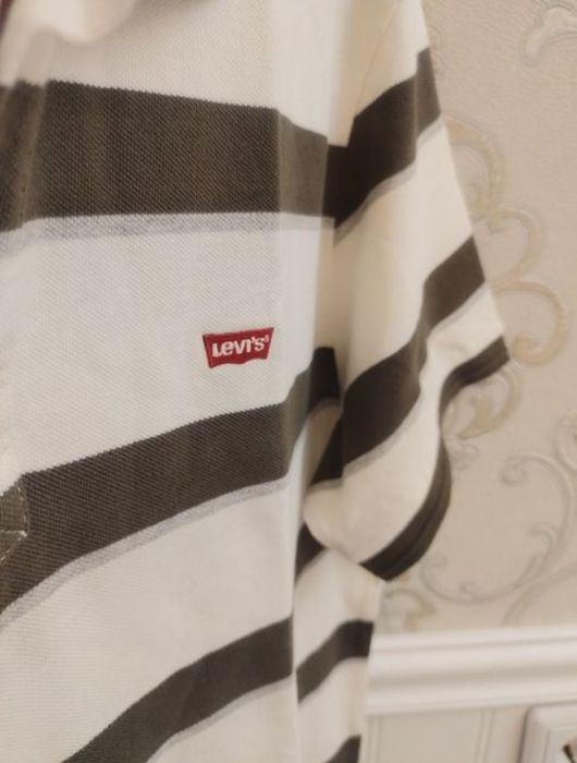 Levi's п-оло. Размер M, Classic Fit. Премиум.
