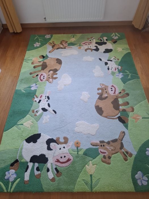 Covor lână model vesel