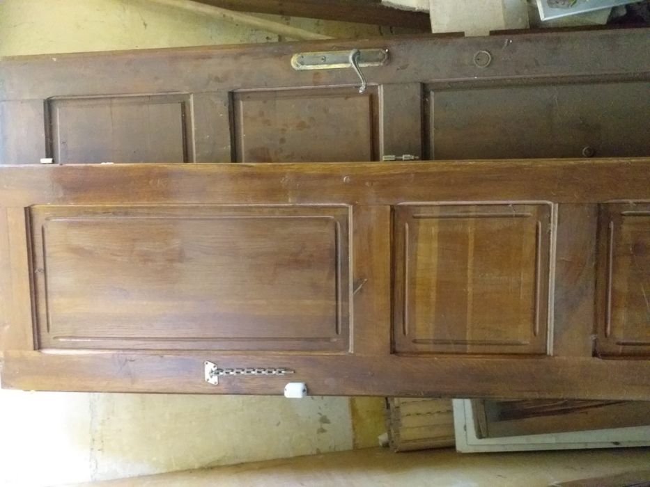 Usa dubla stejar, masa pliabila, geam termopan,usa simpla