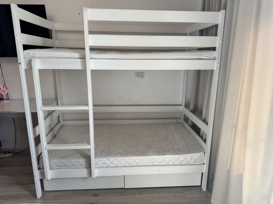 Продам двухъярусную кровать!