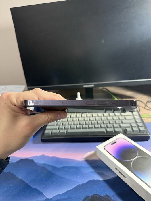Продам iphone 14 Pro 512GB
