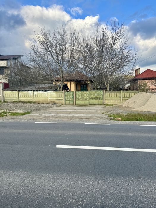 Casă ( Șimnicu de Sus, Milești ) cu teren 1000 mp