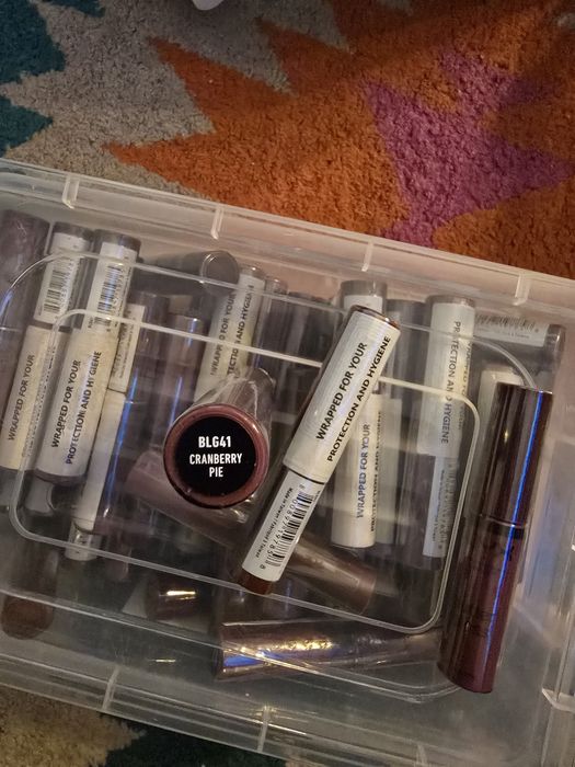 Lot de produse cosmetice sigilate NYX. LOREAL,MAYBELLINE