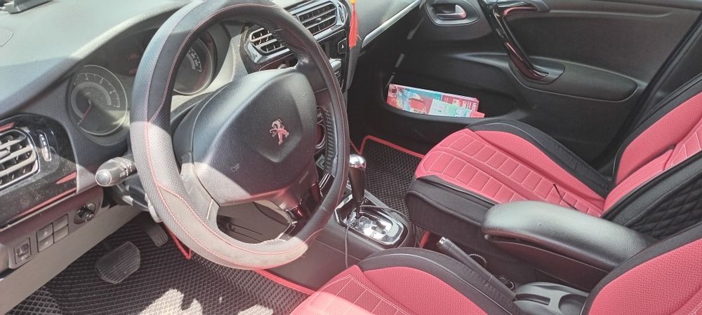 Продам автомобиль Пежо 301
