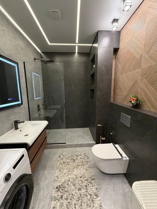 Юнусабад. Шахристанская.. Продается квартира 2/4/9