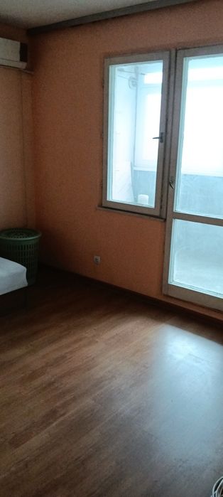 Двустаен разширен апартамент. 40-те номера.