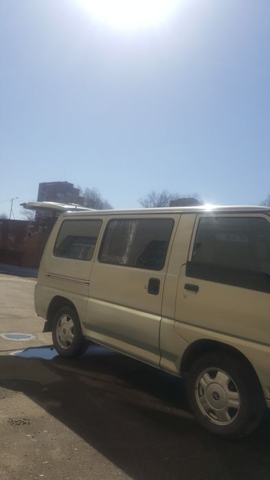 Митсубиши л300 минивен