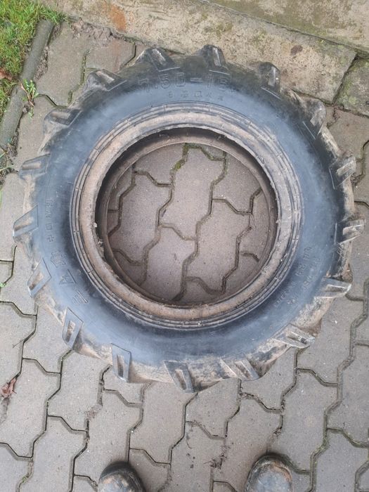 Vând Anvelope 750/16