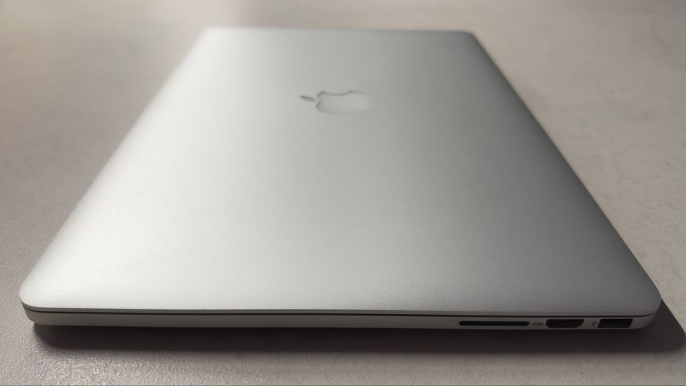 MacBook Pro 15,6 inch, mid 2015