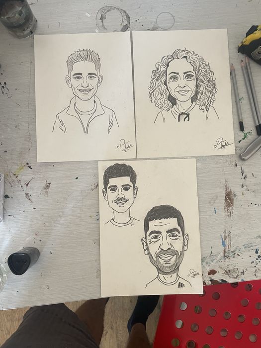 Portrete persoane A4