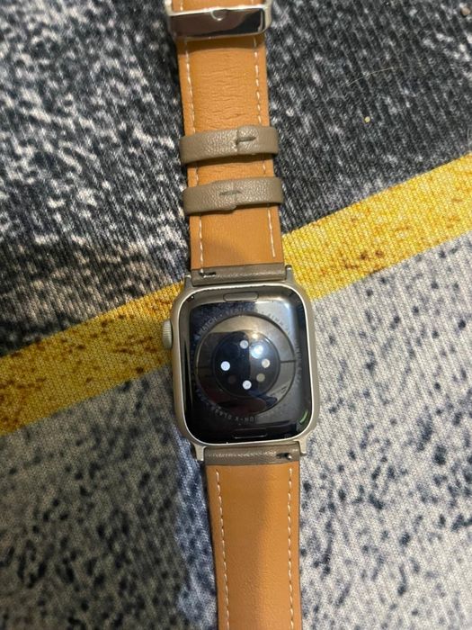 Apple watch.