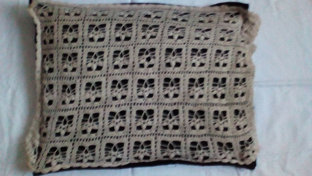 Декоративни възглавници Дантелени калъфки Дървен Стол