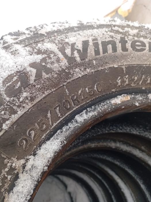 Продам резины комплект на мерседес