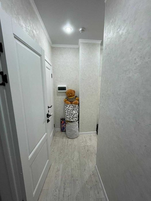 Продается 1 комнатная Жас Оркен.