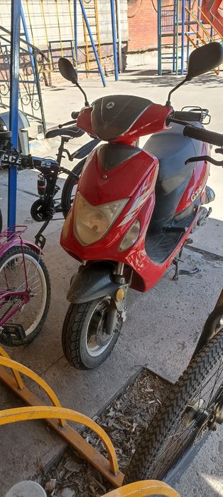 Продам скутер 49 кубов
