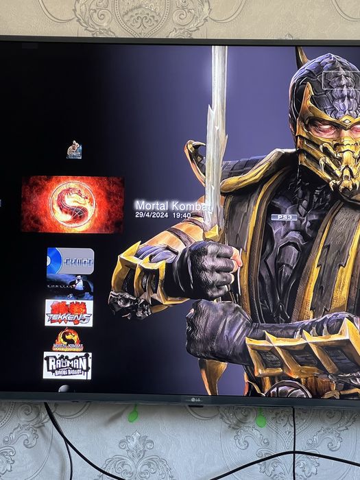 Sony Playstation 3 super slim срочно!