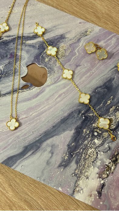 Set Van Cleef cu Cercei, colier si Bratara, otel inoxidabil