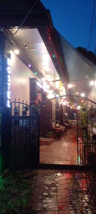 Продается  действующий  Хостел и пр.бизнесы на Дархане в Ташкенте.