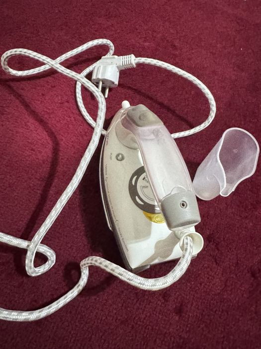 Утюг в отличном состояний.