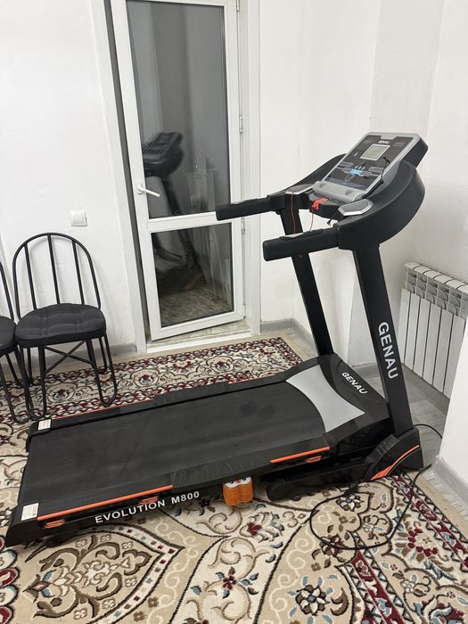 Продам беговую дорожку GENAY