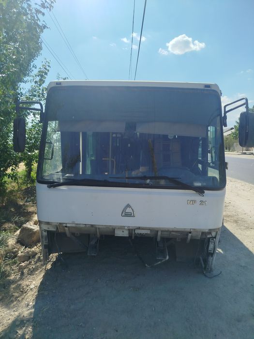 Isuzu avtobus kuzuf