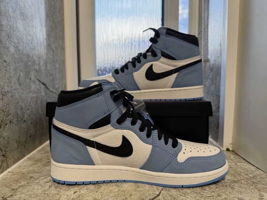 Jordan 1 AJ1 University Blue Premium - verificare colet