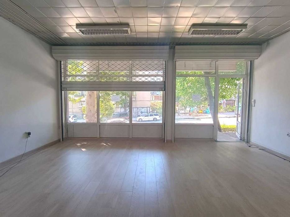 Дава се под наем Офис в Велико Търново, Център - 55 кв.м за 408 € - Снимка #4