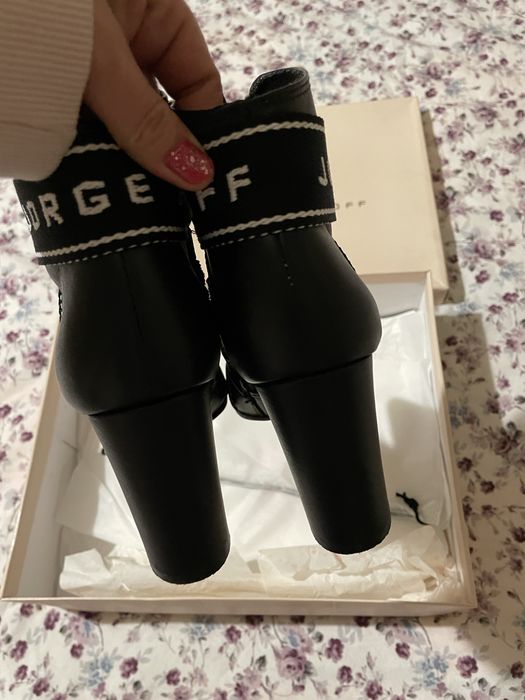 Дамски боти естествена кожа