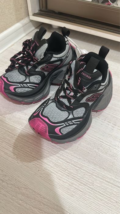 BALENCIAGA кроссовки люксовая пародия