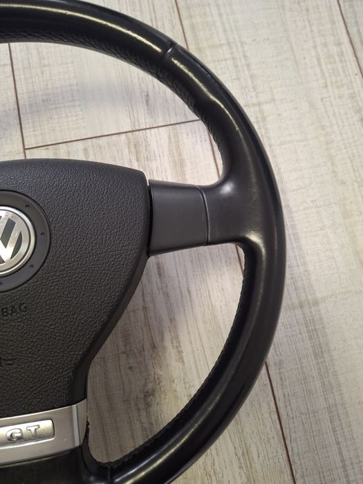 GT  VW  волан голф 5