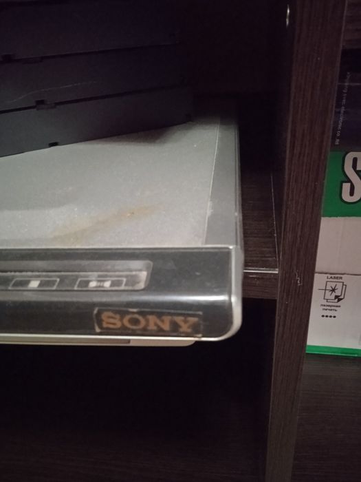 Продам видеоплеер Сони