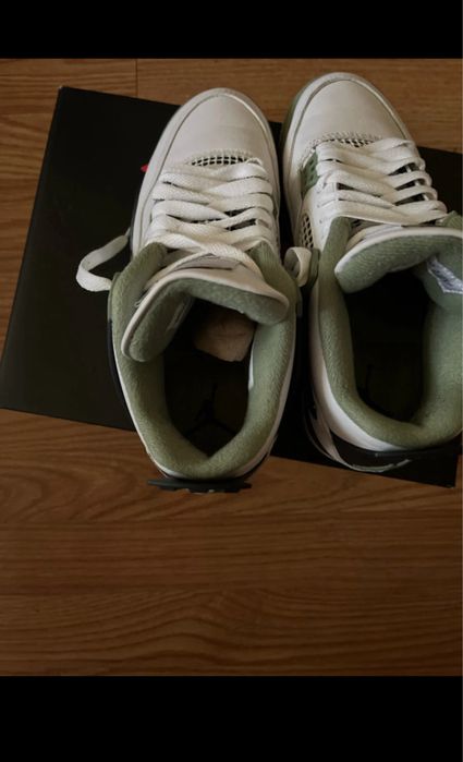 Jordan 4 Sea Foam