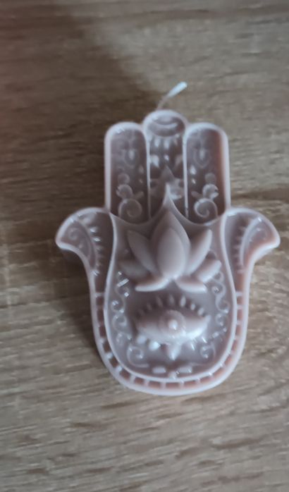 Lumanari hand made mana lui Fatima Hamsa