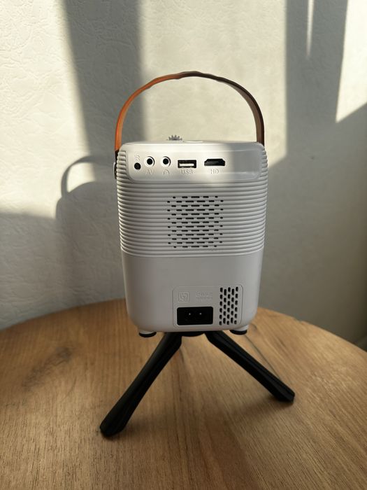 LINGBO Проектор, 1LCD, белый