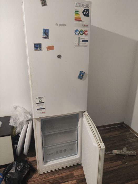 Продам холодильник Bosch