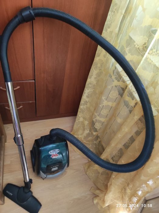 Продам пылесосы !