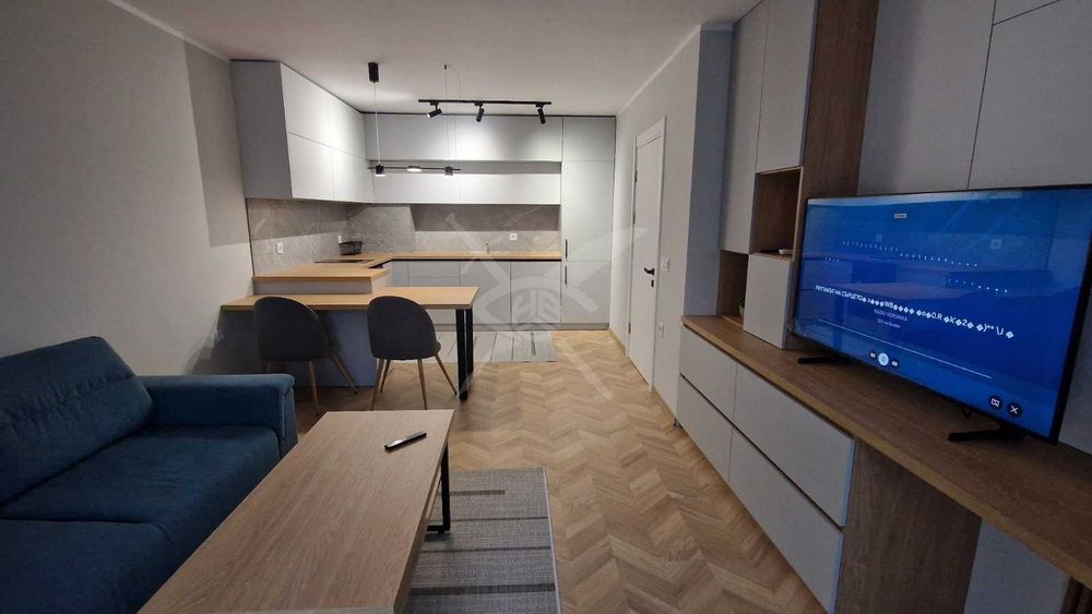 Дава се под наем Двустаен апартамент в Пловдив, Христо Смирненски - 70 кв.м за 450 € - Снимка #3