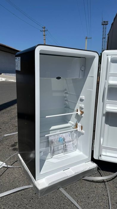 Blesk BL-121SLBОбъем: 93 л.
Размер (В×Ш×Г): 85 × 48 × 50 см.